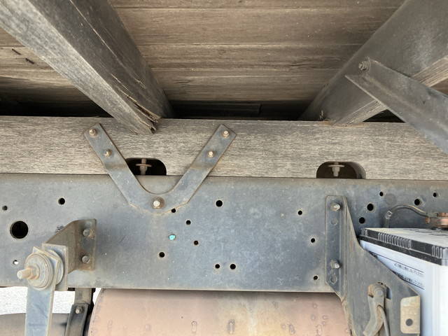 いすゞフォワードチップ運搬車中型（4t）[写真20]