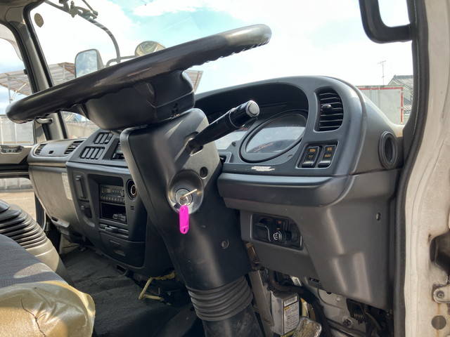 いすゞフォワードチップ運搬車中型（4t）[写真29]