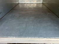 三菱ふそうキャンターアルミバン小型（2t・3t）[写真14]