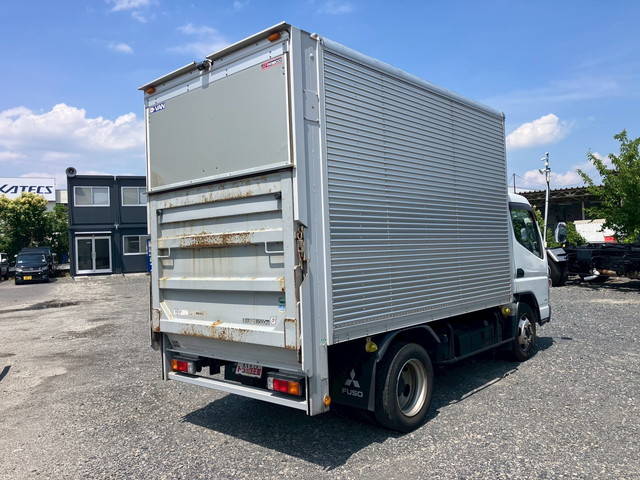 三菱ふそうキャンターアルミバン小型（2t・3t）[写真02]