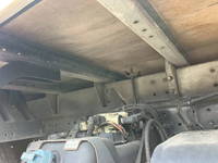 三菱ふそうキャンターアルミバン小型（2t・3t）[写真24]