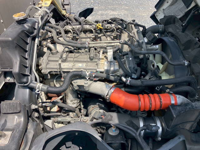 三菱ふそうキャンターアルミバン小型（2t・3t）[写真26]