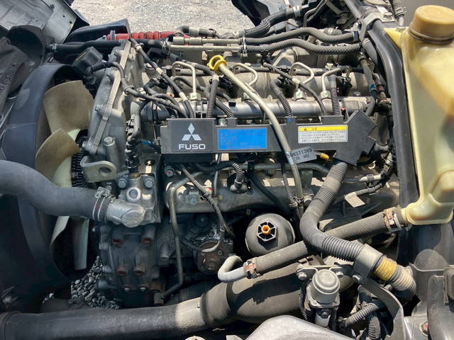 三菱ふそうキャンターアルミバン小型（2t・3t）[写真27]