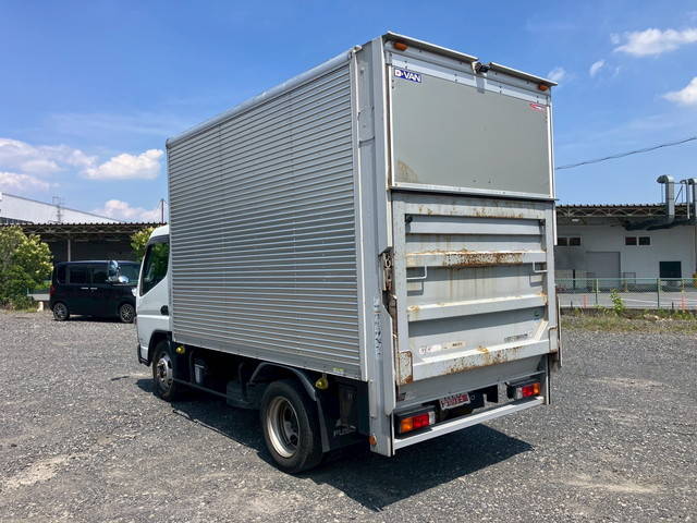 三菱ふそうキャンターアルミバン小型（2t・3t）[写真04]