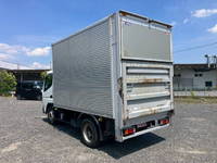 三菱ふそうキャンターアルミバン小型（2t・3t）[写真05]