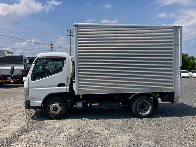 三菱ふそうキャンターアルミバン小型（2t・3t）[写真05]