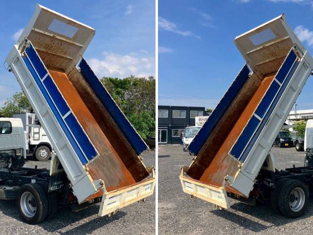 いすゞエルフダンプ小型（2t・3t）[写真11]