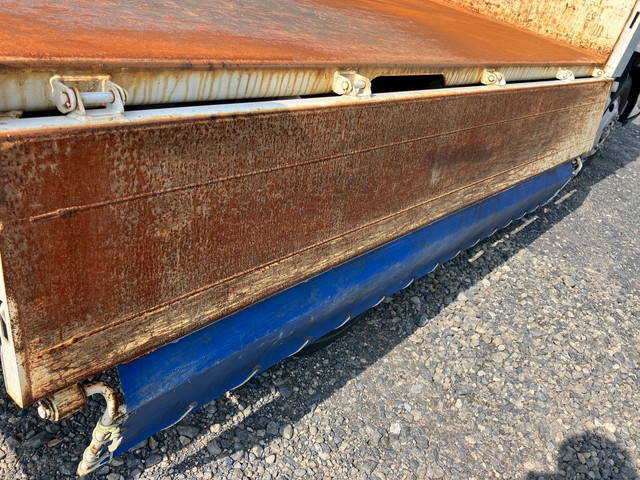 いすゞエルフダンプ小型（2t・3t）[写真16]