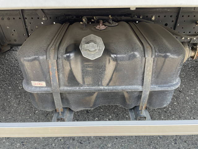 いすゞエルフアルミウイング小型（2t・3t）[写真22]