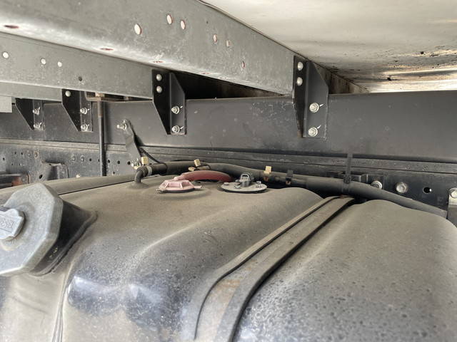 いすゞエルフアルミウイング小型（2t・3t）[写真23]