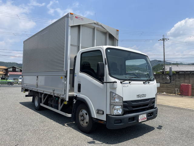 いすゞエルフアルミウイング小型（2t・3t）[写真03]