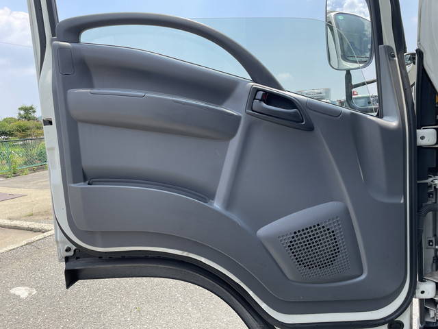 いすゞエルフアルミウイング小型（2t・3t）[写真30]