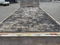 三菱ふそうキャンター平ボディ小型（2t・3t）[写真11]