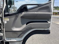 三菱ふそうキャンター平ボディ小型（2t・3t）[写真30]