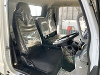 三菱ふそうキャンター平ボディ小型（2t・3t）[写真31]