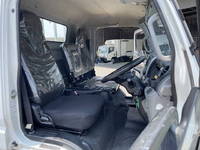 三菱ふそうキャンター平ボディ小型（2t・3t）[写真34]