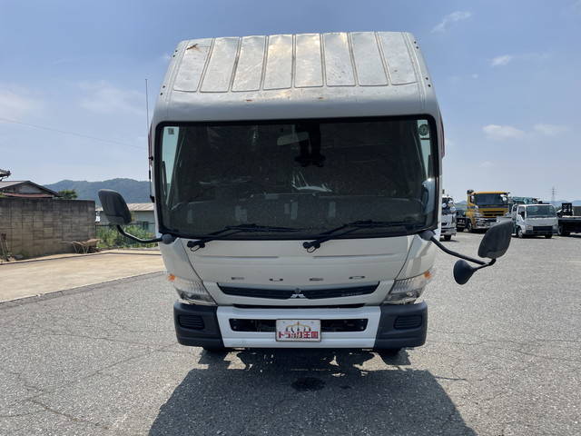 三菱ふそうキャンター平ボディ小型（2t・3t）[写真07]