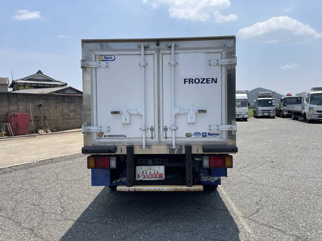 いすゞエルフ冷凍車（冷蔵車）小型（2t・3t）[写真10]