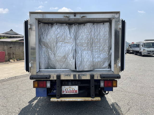 いすゞエルフ冷凍車（冷蔵車）小型（2t・3t）[写真13]