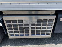 いすゞエルフ冷凍車（冷蔵車）小型（2t・3t）[写真20]