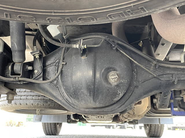 いすゞエルフ冷凍車（冷蔵車）小型（2t・3t）[写真24]