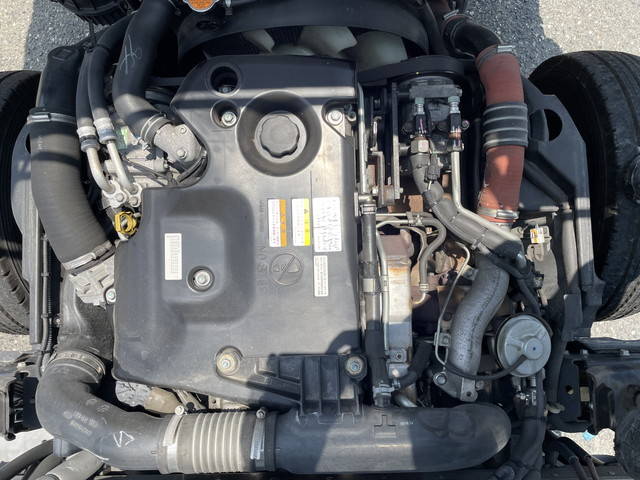 いすゞエルフ冷凍車（冷蔵車）小型（2t・3t）[写真25]