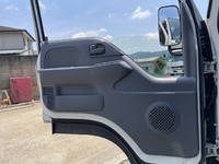 いすゞエルフ冷凍車（冷蔵車）小型（2t・3t）[写真29]