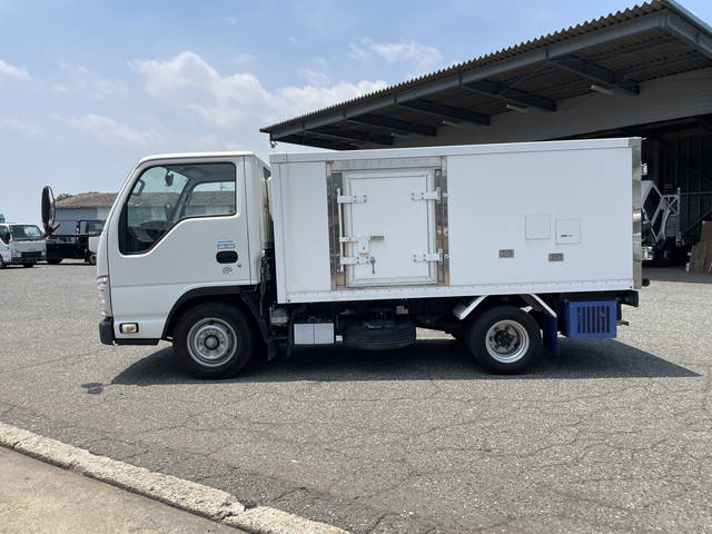 いすゞエルフ冷凍車（冷蔵車）小型（2t・3t）[写真05]