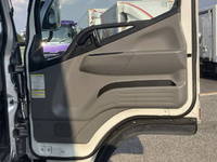 三菱ふそうキャンターアルミウイング小型（2t・3t）[写真30]