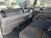 三菱ふそうキャンターアルミウイング小型（2t・3t）[写真31]