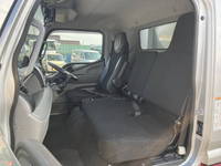 三菱ふそうキャンターアルミウイング小型（2t・3t）[写真32]