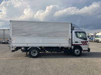 三菱ふそうキャンターアルミウイング小型（2t・3t）[写真08]