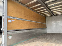 いすゞフォワードアルミウイング中型（4t）[写真12]