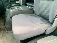 いすゞフォワードアルミウイング中型（4t）[写真16]