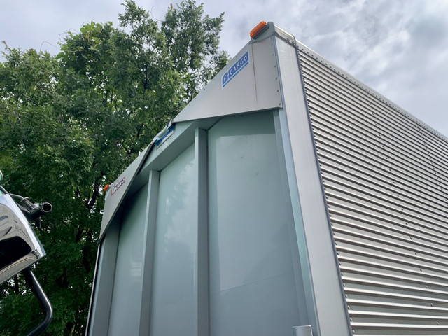 いすゞフォワードアルミウイング中型（4t）[写真18]