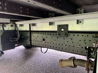 いすゞフォワードアルミウイング中型（4t）[写真26]