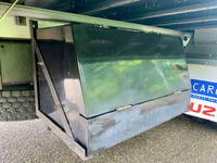 いすゞフォワードアルミウイング中型（4t）[写真27]