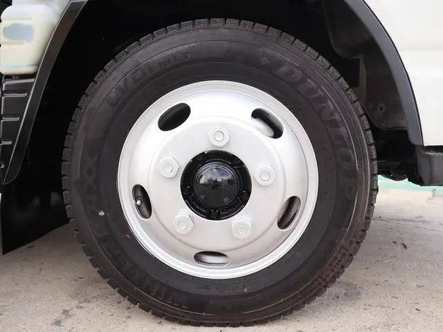 三菱ふそうキャンター冷凍車（冷蔵車）小型（2t・3t）[写真24]