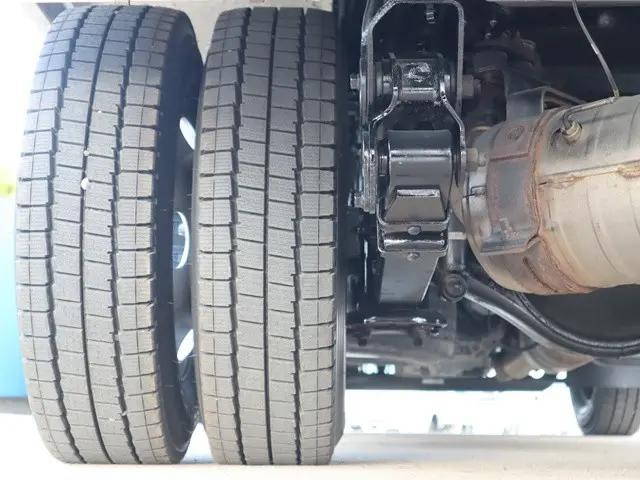 三菱ふそうキャンター冷凍車（冷蔵車）小型（2t・3t）[写真29]