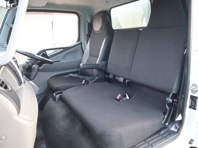 三菱ふそうキャンター冷凍車（冷蔵車）小型（2t・3t）[写真36]