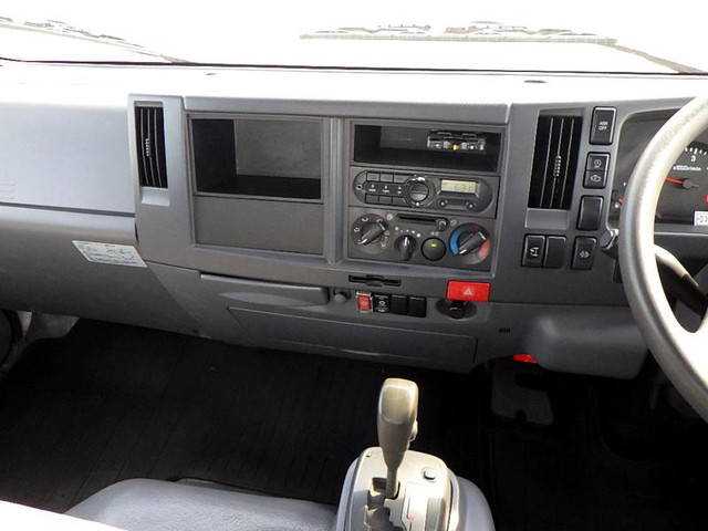 いすゞエルフ平ボディ小型（2t・3t）[写真11]