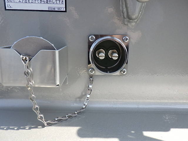 その他のメーカーその他の車種重機運搬トレーラー大型（10t）[写真09]