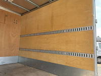 日野デュトロアルミバン小型（2t・3t）[写真18]