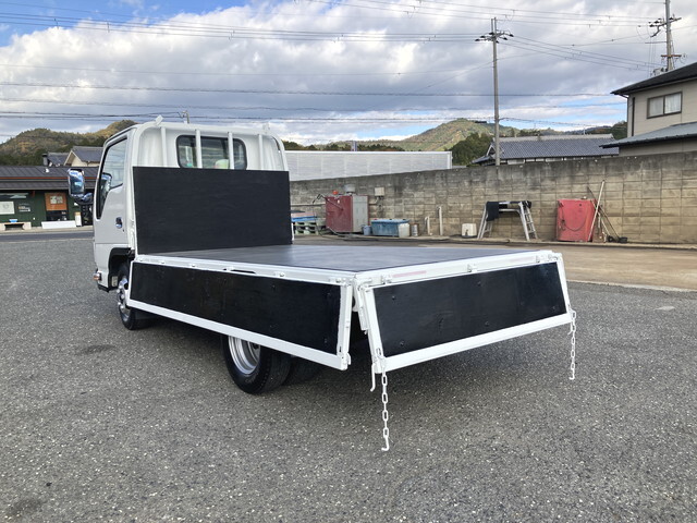 いすゞエルフ平ボディ小型（2t・3t）[写真11]