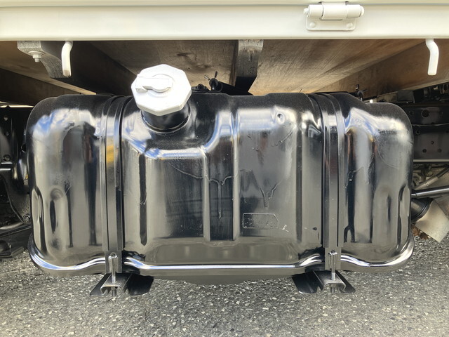 いすゞエルフ平ボディ小型（2t・3t）[写真22]