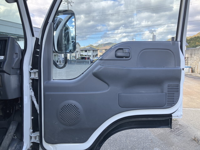 いすゞエルフ平ボディ小型（2t・3t）[写真30]