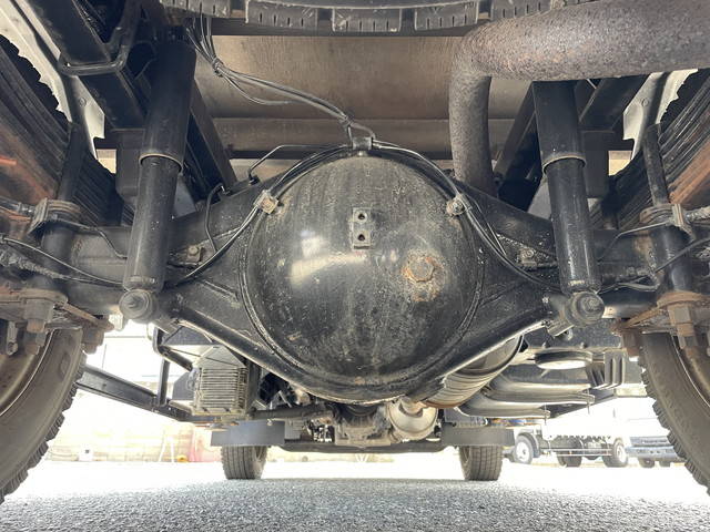 三菱ふそうキャンタークレーン4段小型（2t・3t）[写真28]