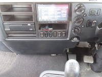 三菱ふそうファイタークレーン4段増トン（6t・8t）[写真21]