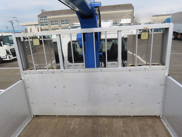 三菱ふそうファイタークレーン4段増トン（6t・8t）[写真27]