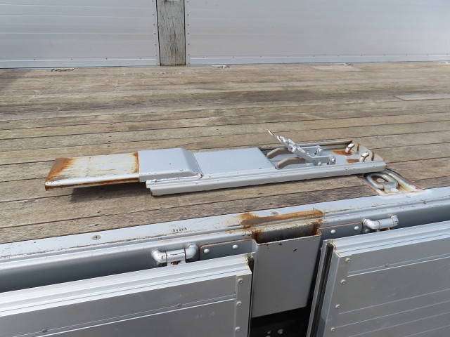 三菱ふそうファイタークレーン4段増トン（6t・8t）[写真31]